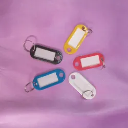 Llaveros de plástico personalizado