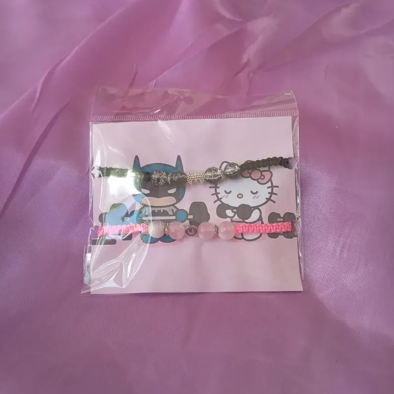 Pulseras tejidas batman · hello kitty