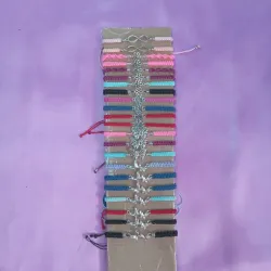 Pulseras tejidas con conectores