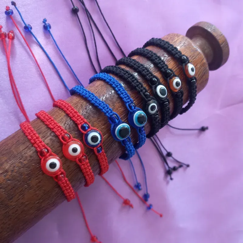 Pulseras tejidas ojos turcos