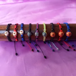 Pulseras tejidas para hombres