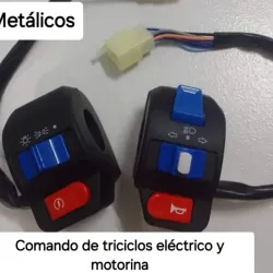 Comando triciclo metálico