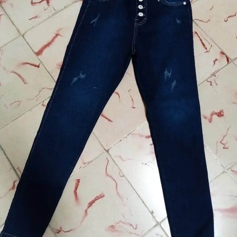 pantalones de mujer azul oscuro sin ripiar 