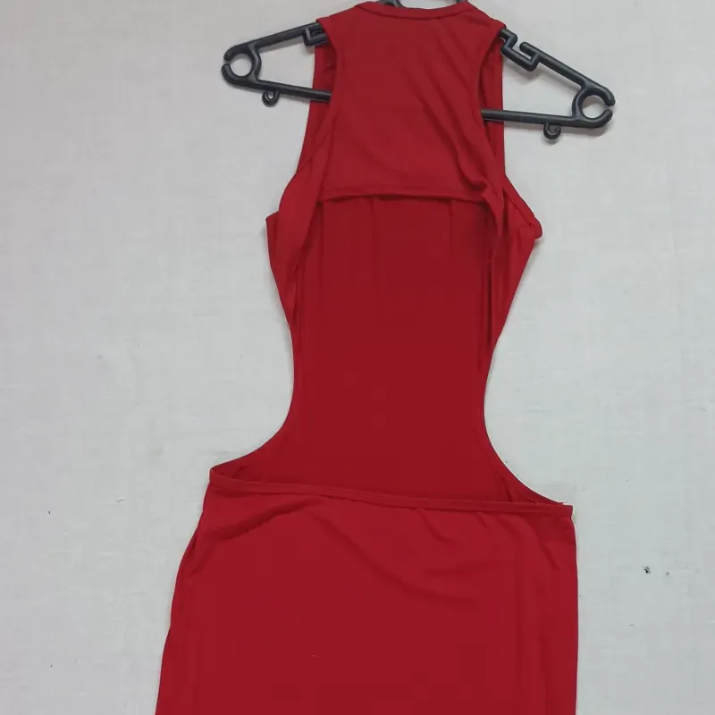 Vestido ajustado espalda afuera