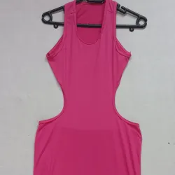 Vestido ajustado espalda afuera