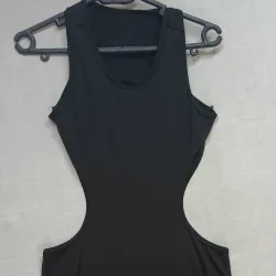 Vestido ajustado espalda afuera