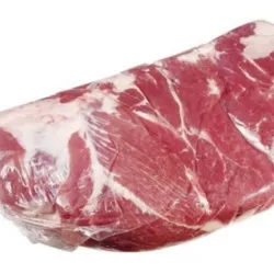 Pieza de masa de cerdo limpia y sin hueso