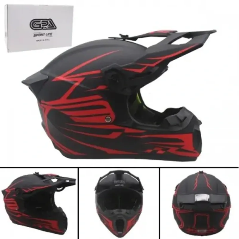 Casco de moto negro y rojo