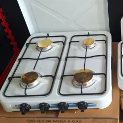 Cocina de gas de 4 estufas 