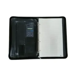 Carpeta para documentos de 36.5x26cm con bloc de notas de 100 hojas integrado con 4 argollas, calculadora y zipper