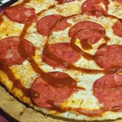 Pizza de Chorizo Vela
