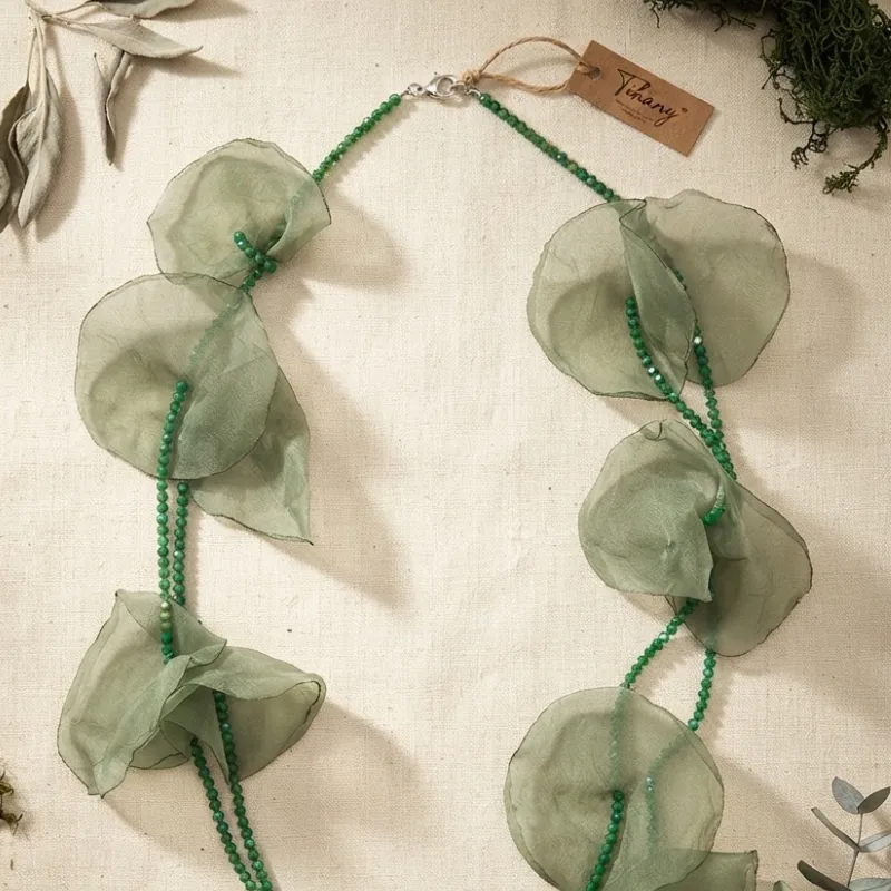 Collar