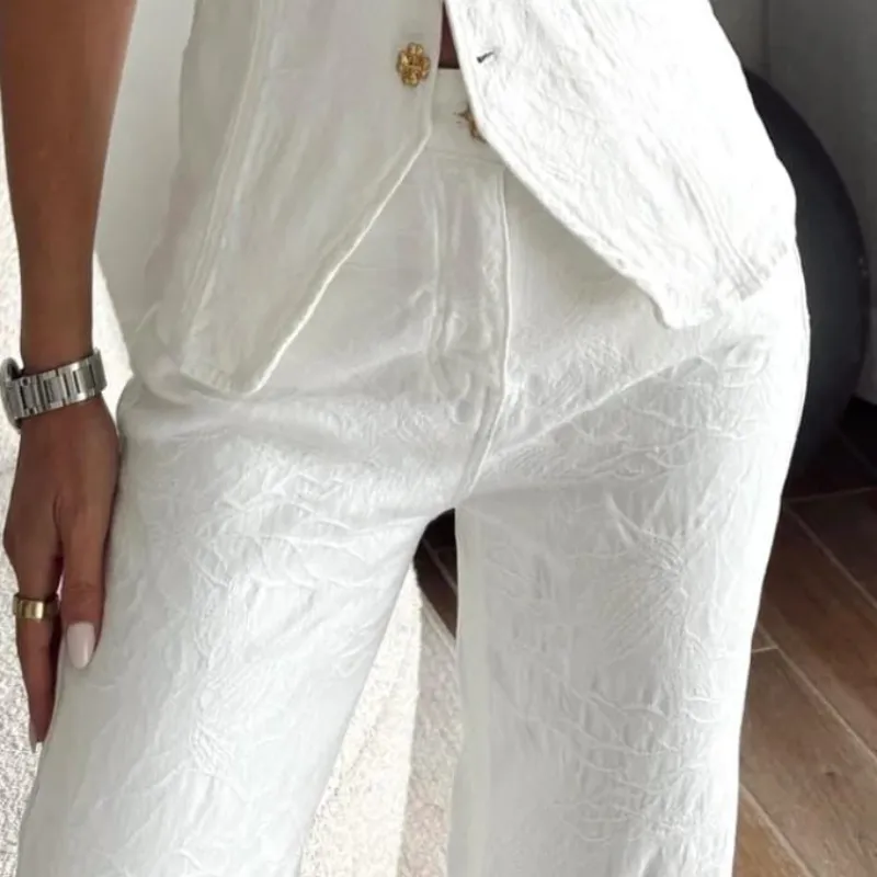 Conjunto brocado botones dorados