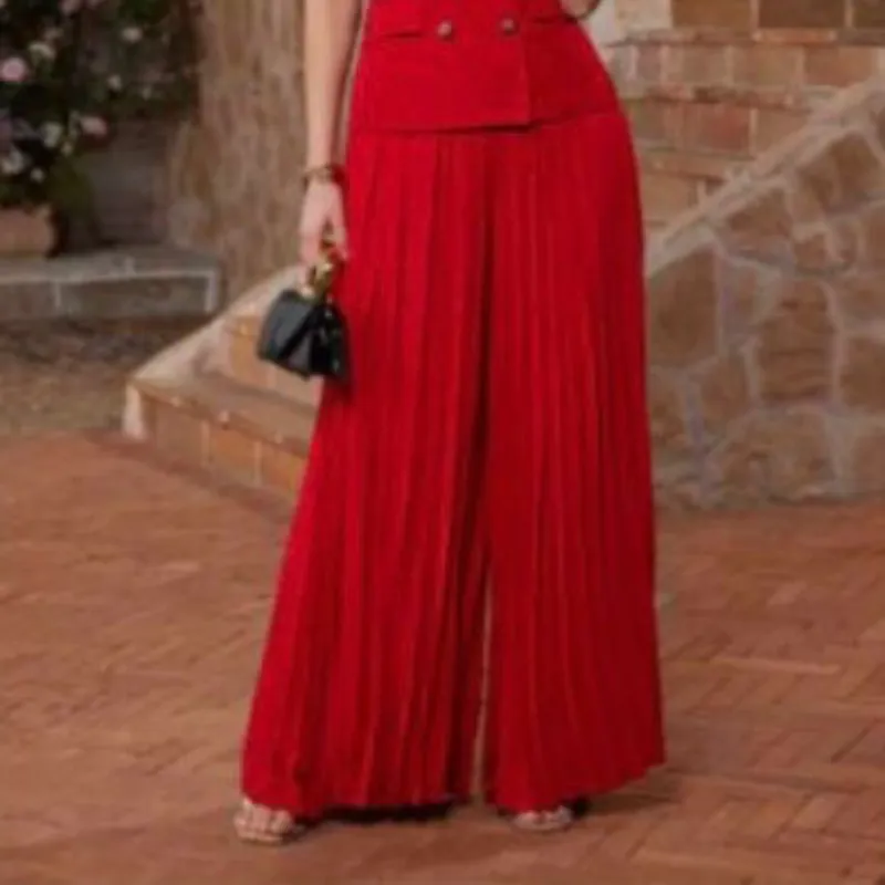 Conjunto rojo plisado