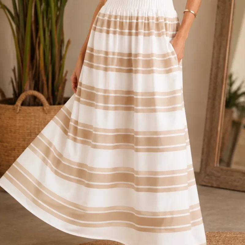 Vestido tejido ,espalda descubierta.