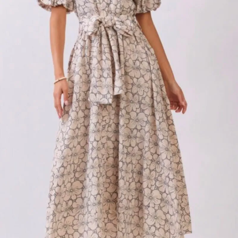 Vestido camisero romantico