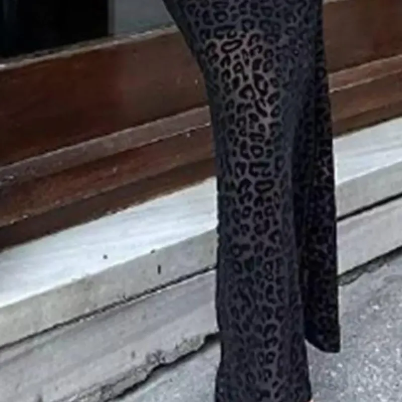 vestido leopardo negro