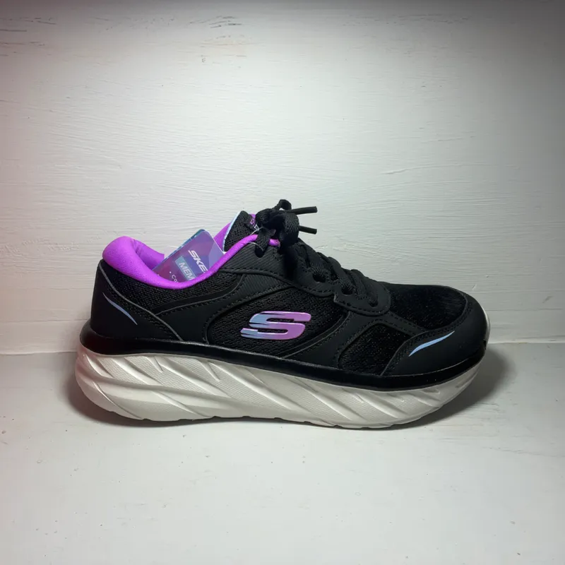 Skechers #37