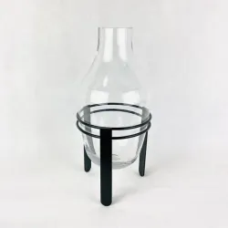 Búcaro con soporte mediano