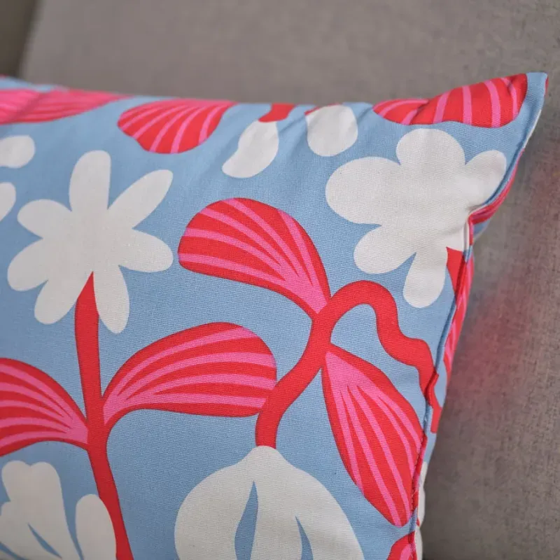 Cojín rectangular con patrón