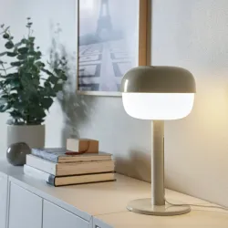 Lámpara de mesa beige