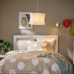 Lámpara de techo con pantalla de papel