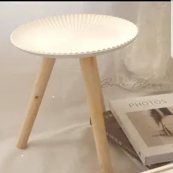 Mesa auxiliar decorativa 