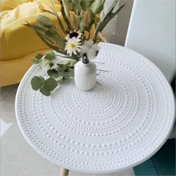 Mesa auxiliar decorativa 