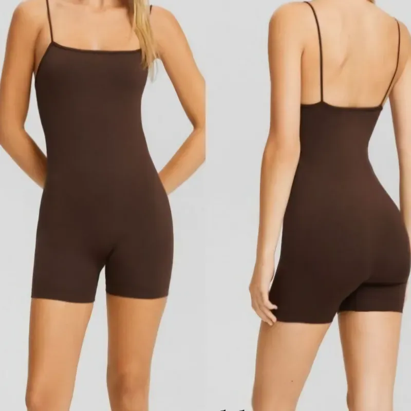 Mono deportivo Bershka 