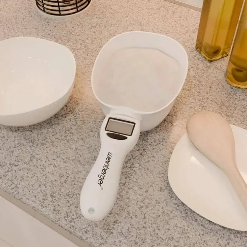 Pesa digital en cuchara