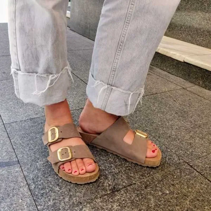 Sandalias Prácticas 