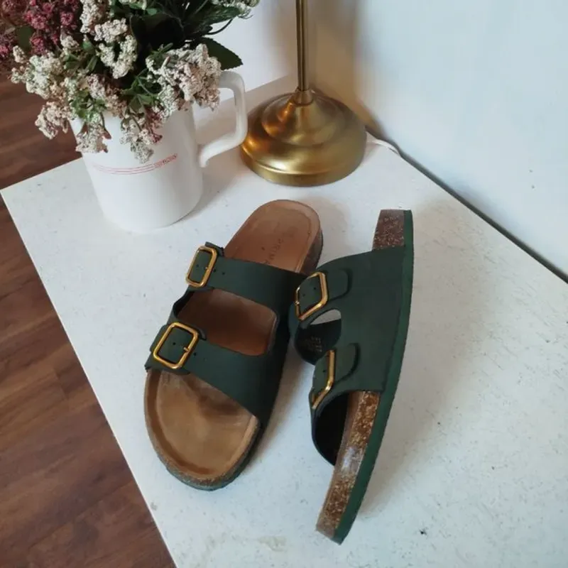 Sandalias Prácticas 