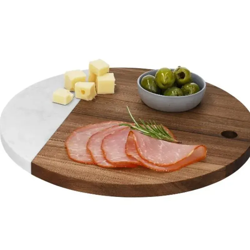 Tabla de madera y mármol