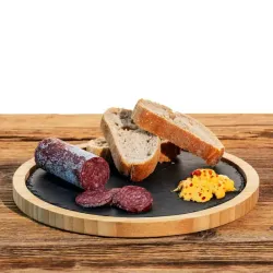 Tabla para servir con piedra volcánica