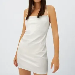 Vestido Blanco STRADIVARIUS 