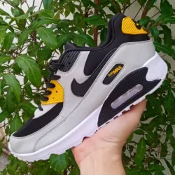 Air max detalle amarillo