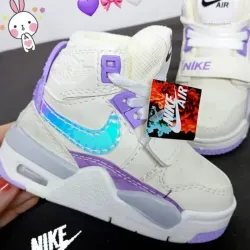 BOTA BLANCA NIKE DETALLES LILA 🎀🤍💜