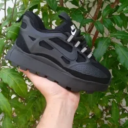 Nike Bailleli negro entero