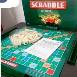 SCRABBLE IMPORTADO   EN INGLÉS