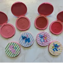 Rubor compacto de Stitch