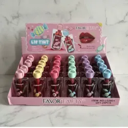 Tintas de labios en forma de botella