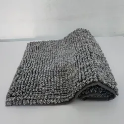 Alfombra de chenilla gris jaspeado