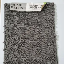 Alfombra de chenilla gris