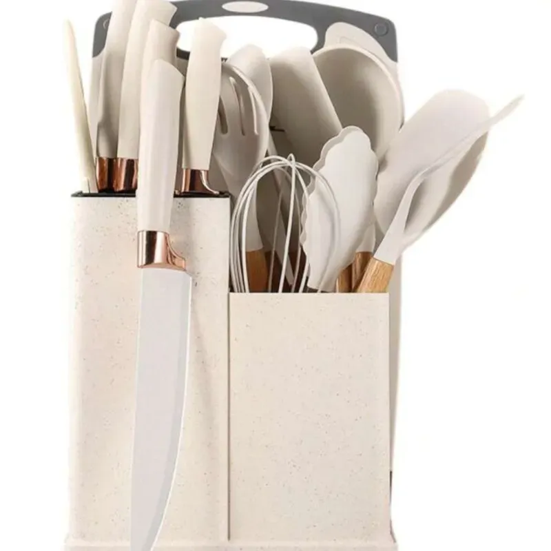 Set de cuchillos y  utensilios de cocina de silicona