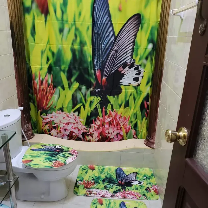  *Set de baño 4 piezas *, cantidad: 1