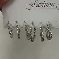 Aretes Entrelazados 