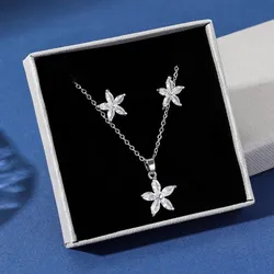 Set de aretes y cadena