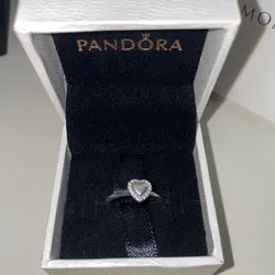 Anillo de Corazón