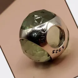 Charm Separador Verde