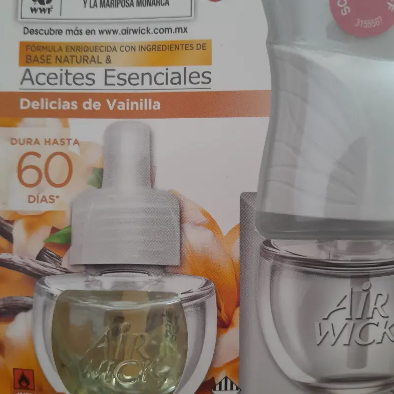 Aparato Air Wick con su esencia 